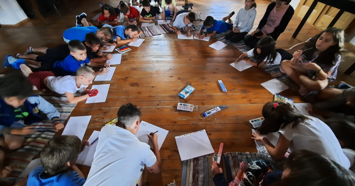 Kémkedni fognak a diákok