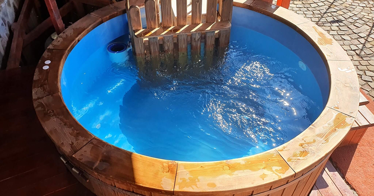 Sós vizes fürdő a Homoród partján