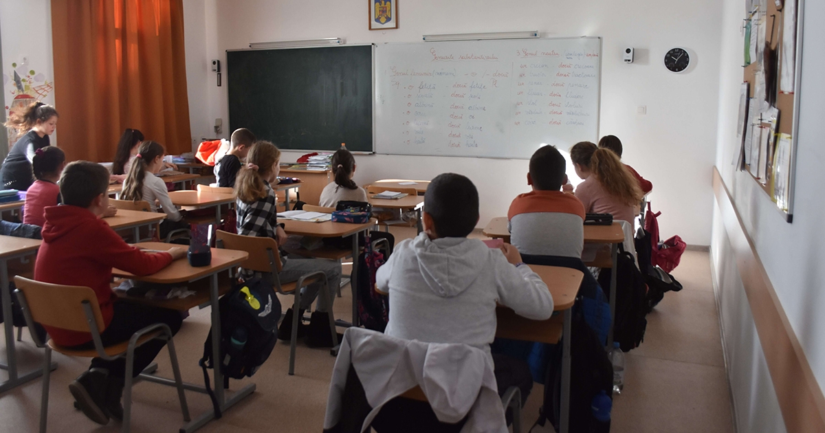 Az influenzajárvány miatt nem állnak le az iskolák