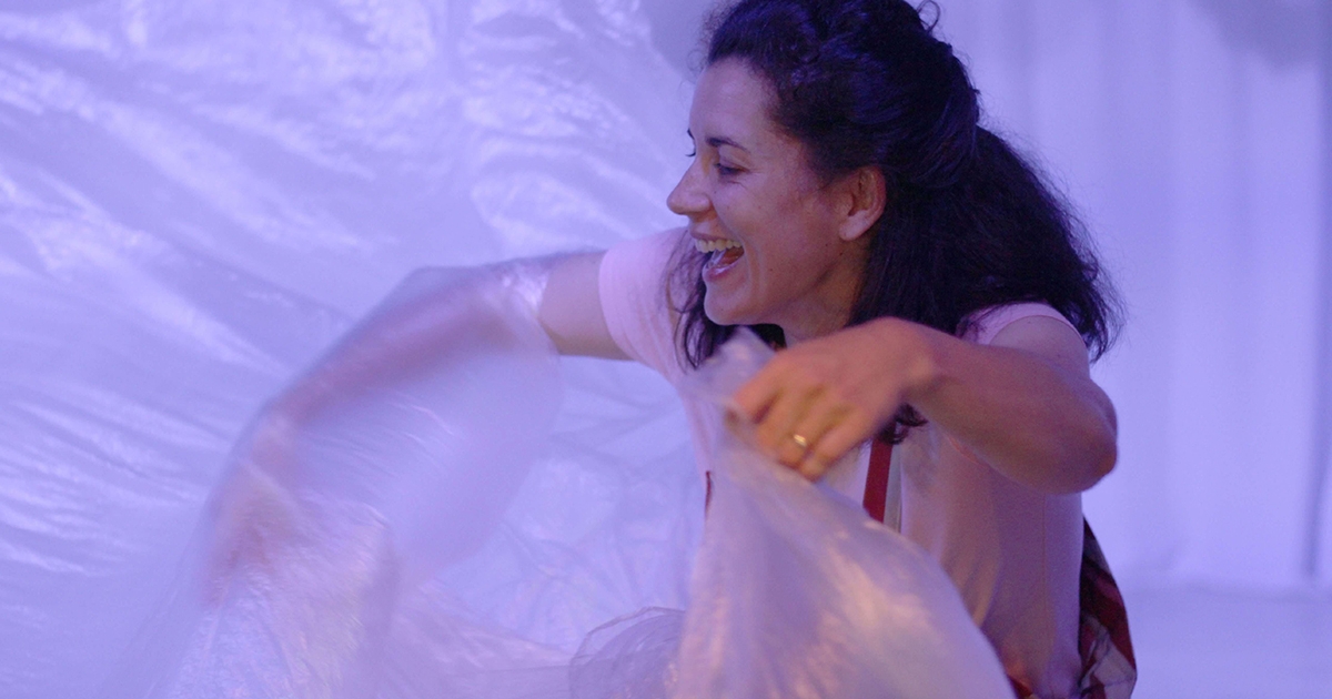 Színház, a falakon kívül