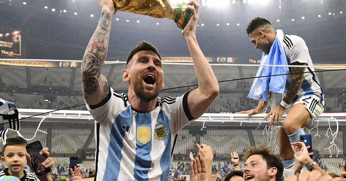 Messi folytatja