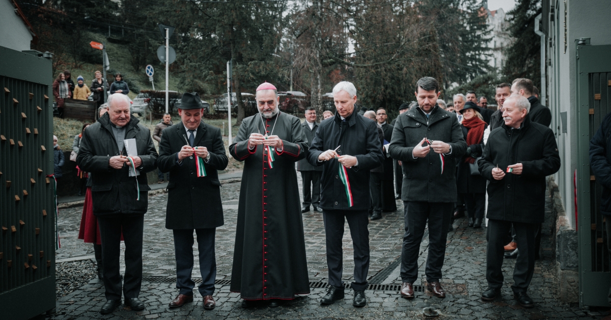 Felavatták a patinás intézmény felújított épületét
