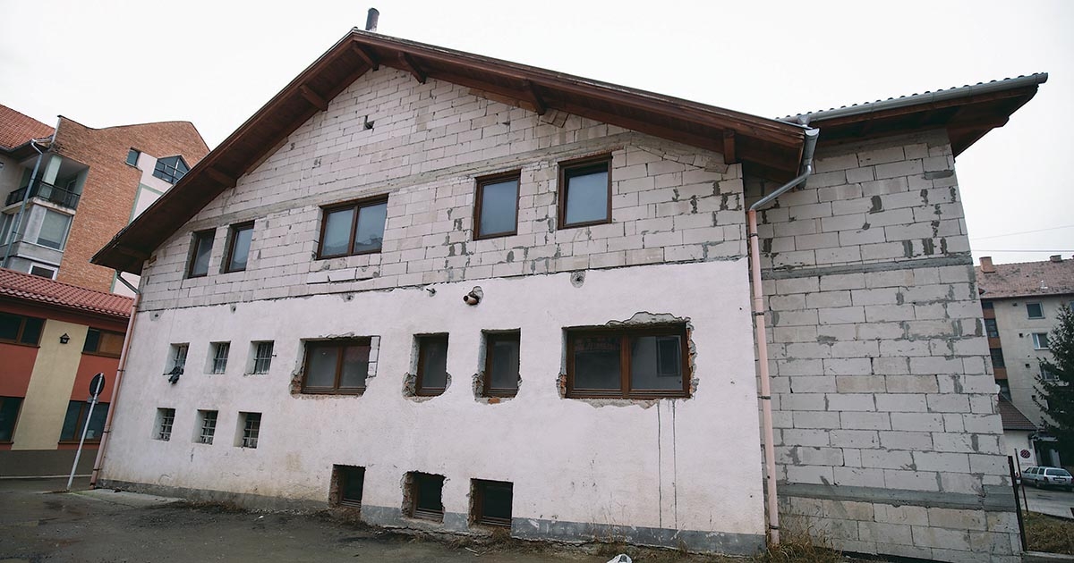 Toldott-foldott örökség