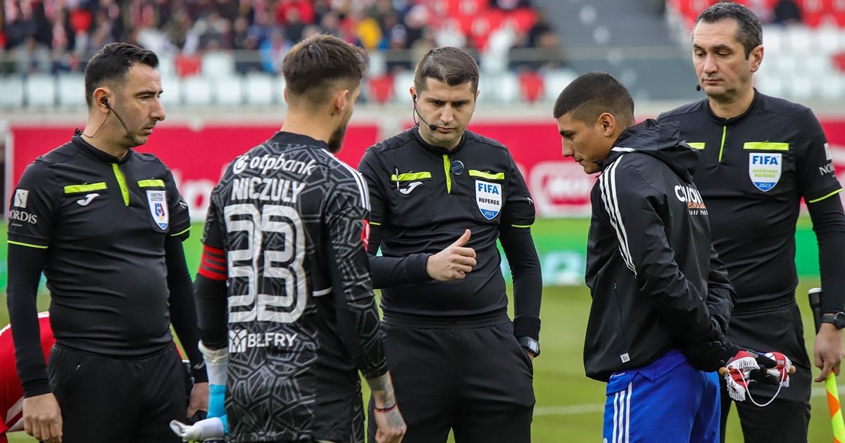 Helyesen cselekedett a játékvezető