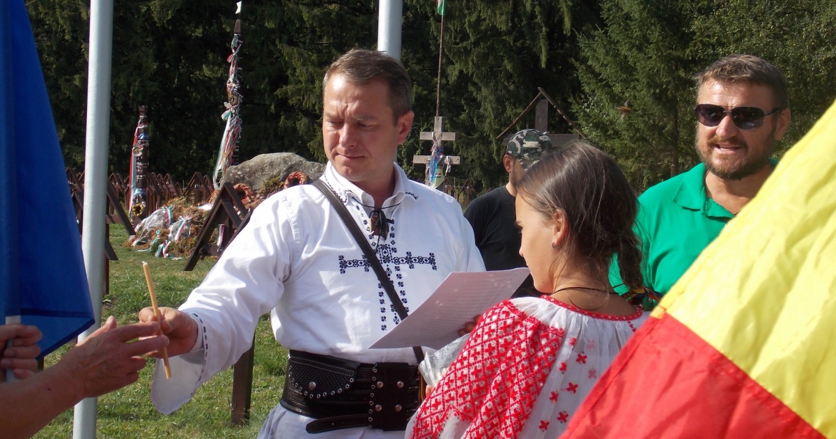 Megakadályozná az úzvölgyi betonkeresztek lebontását a Calea Neamului elnöke