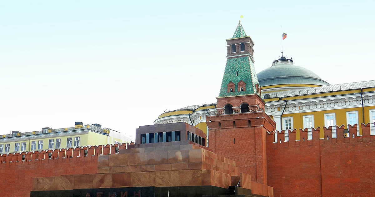 Vöröses, viaszos múlt