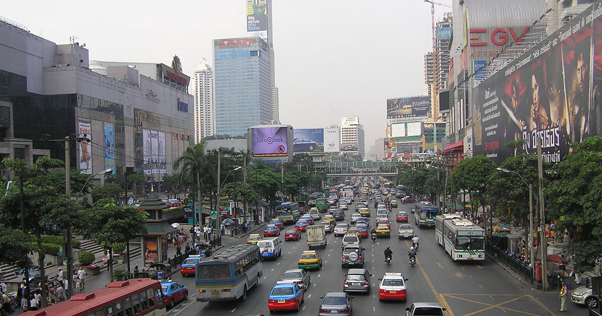 Thaiföldi kontraszt