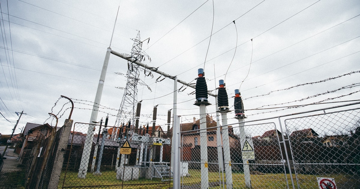 Több mint kétezer háztartás maradt áram nélkül