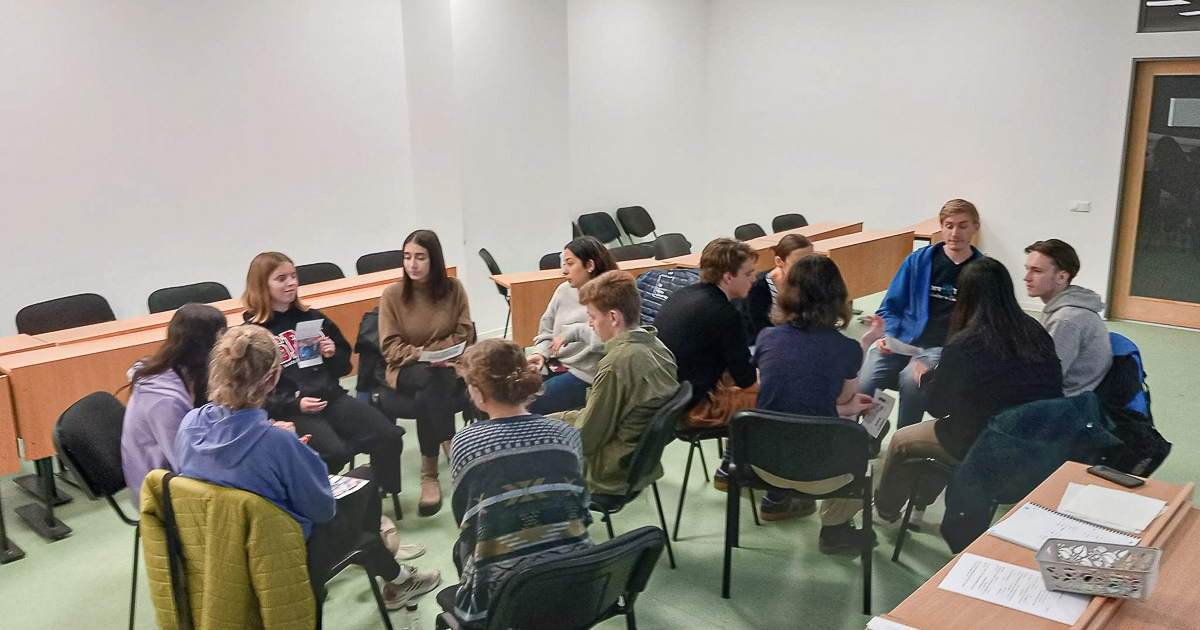 Élesben gyakorolni a nyelvet