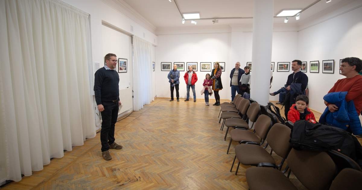 A foci mint a társadalom tükre