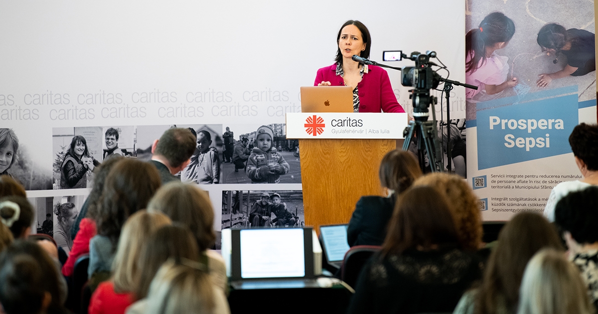 A mélyszegénységben élő fiatalok felzárkóztatásáról tanácskoztak