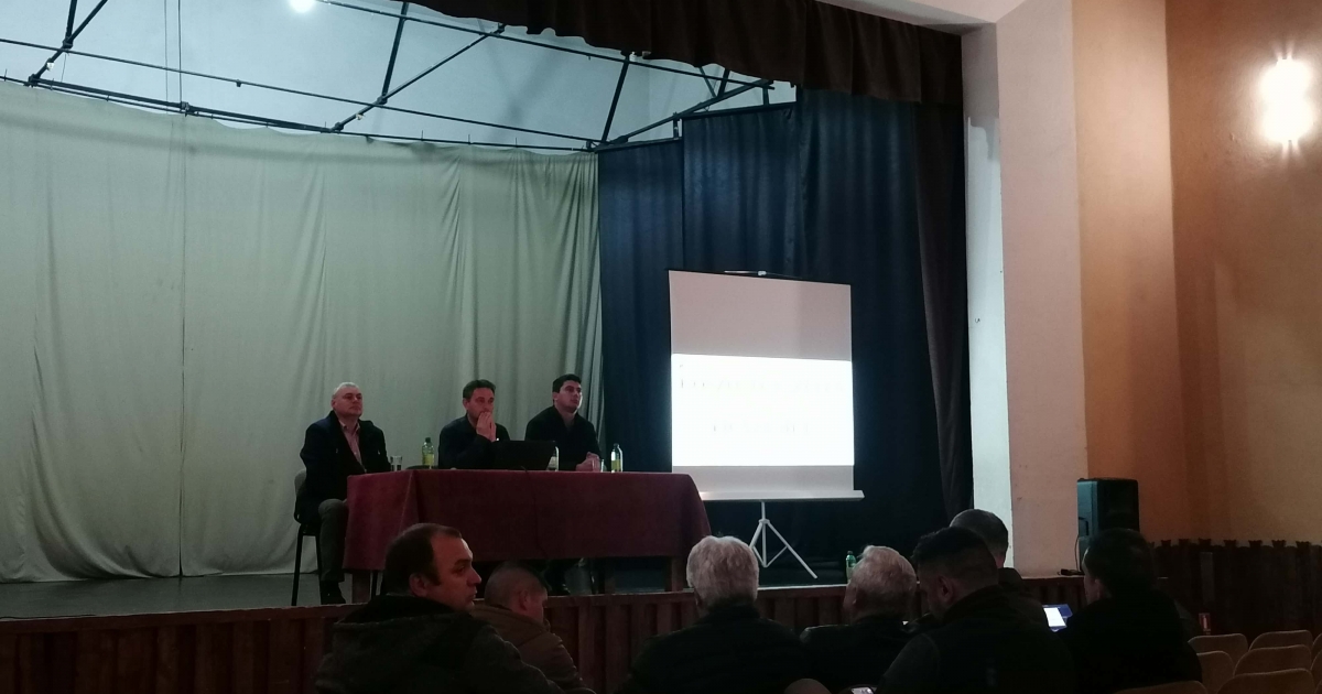 Lakossági fórumot tartottak az új utcanévjegyzékről Gyergyócsomafalván