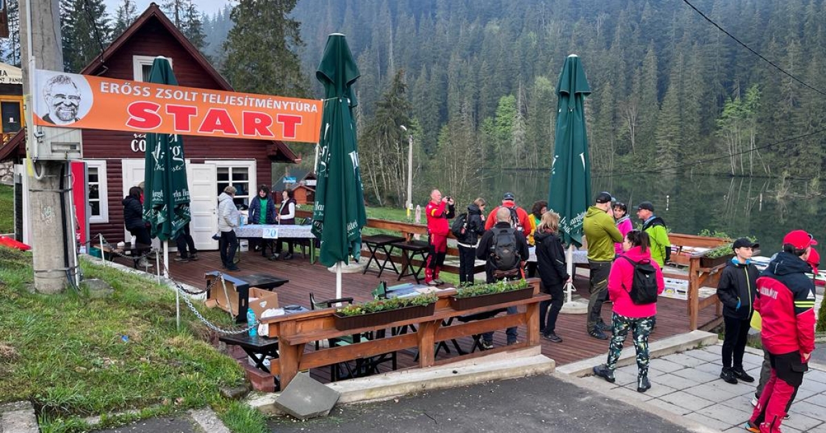 A Hópárducra emlékeztek