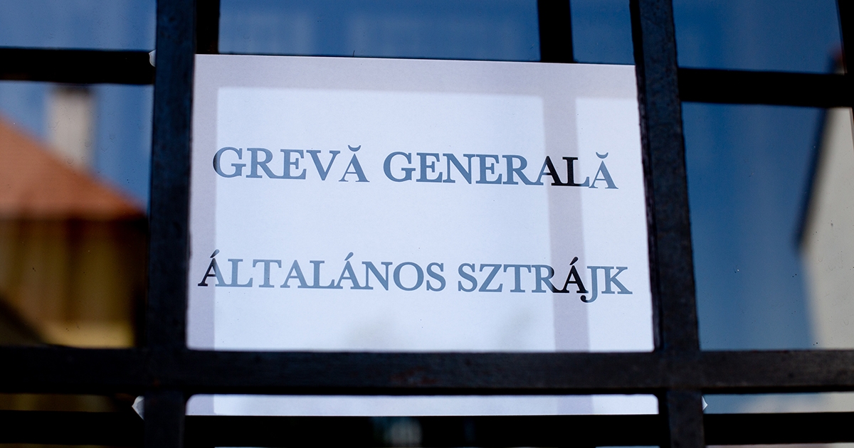 Általános sztrájkba léptek a munkaügyi minisztérium munkatársai