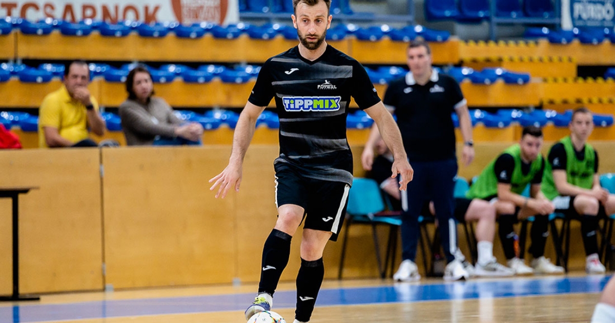 Mánya Szabolcs itthon folytatja