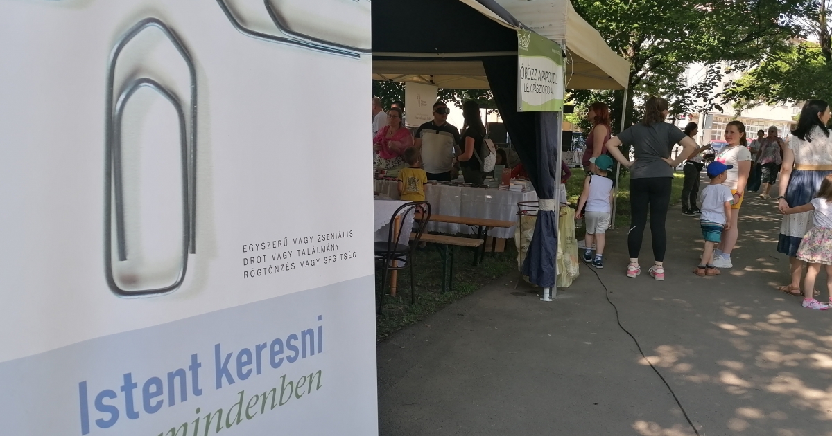 Isten dicsőítésére gyűltek össze