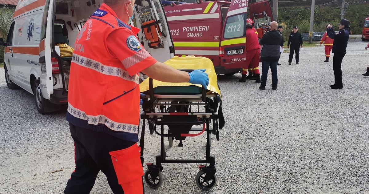 Motoros ütközött kerékpárossal Gyergyóújfaluban, mindketten megsérültek