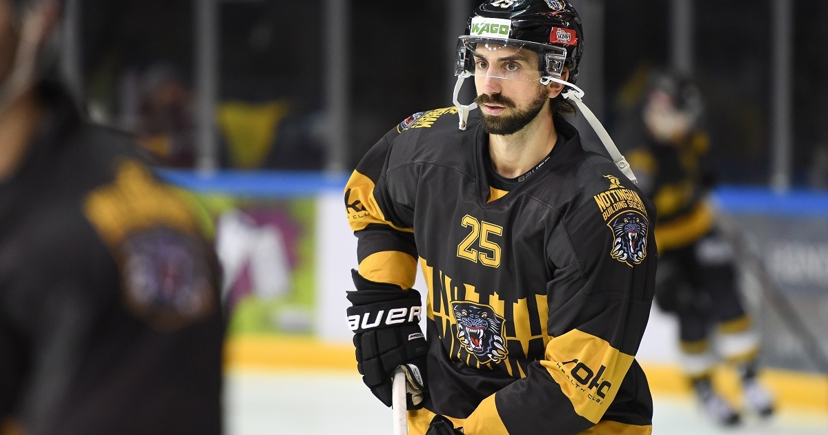 Kanadai hátvédet igazoltak