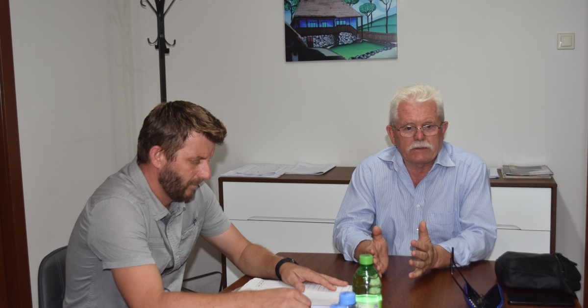 Cáfolja a székelyudvarhelyi városvezetés vádjait a Macops Kft.