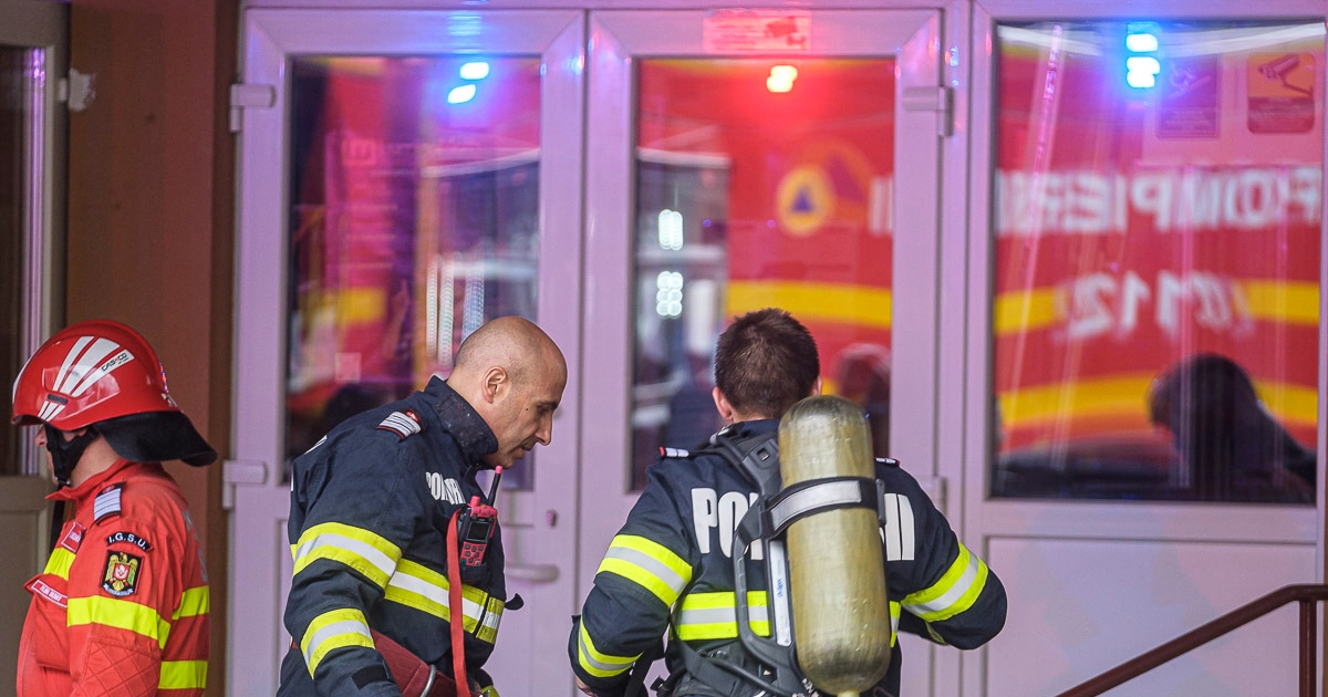 Tűz ütött ki egy parajdi apartmanban, a tulajdonos égési sérüléseket szenvedett