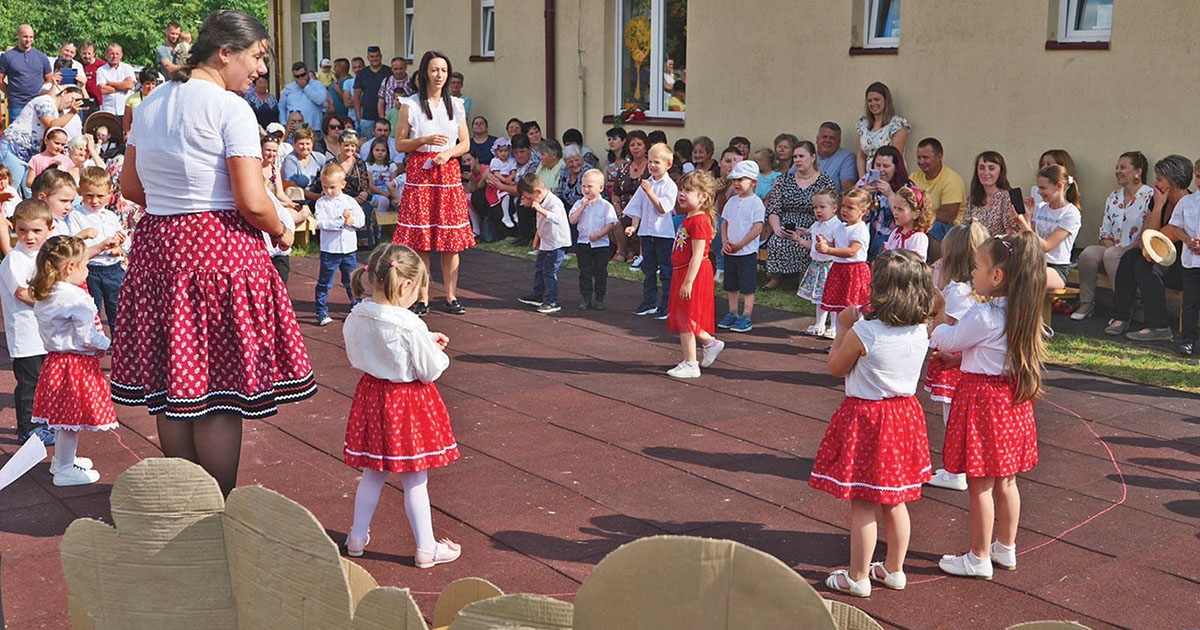 Rigófüttyös napközi