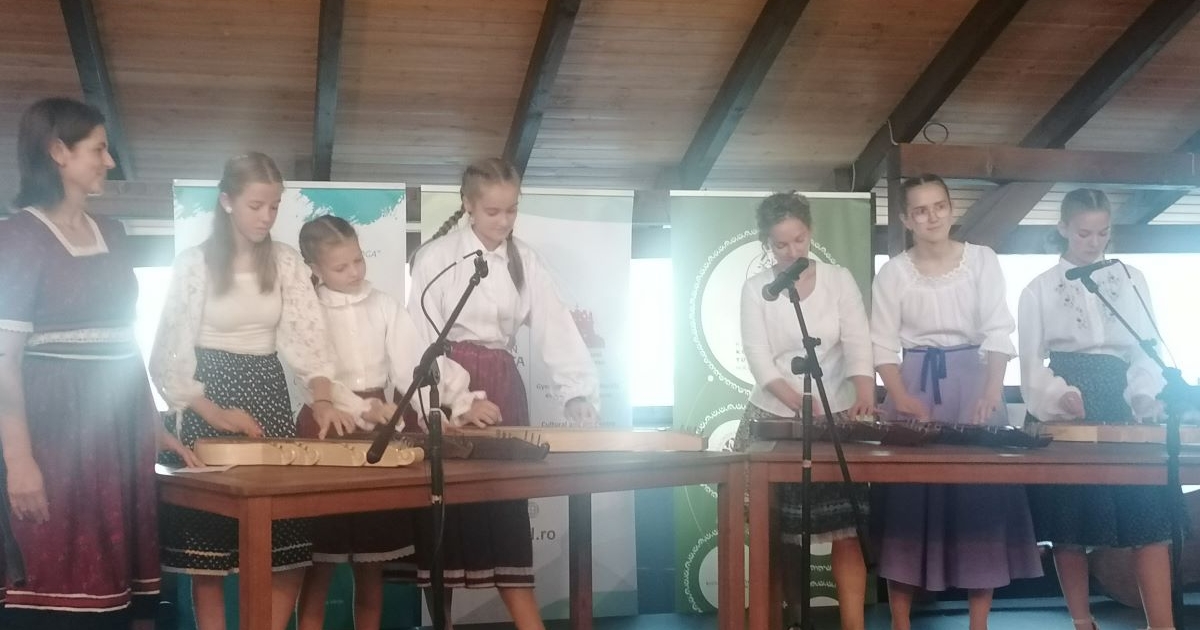 Kilenc produkció fiatal tehetségektől