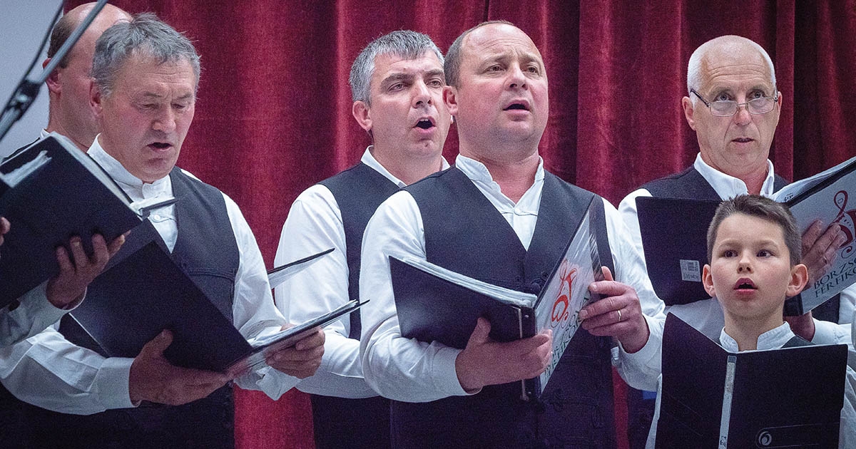 Erőt adó kóruspróbák