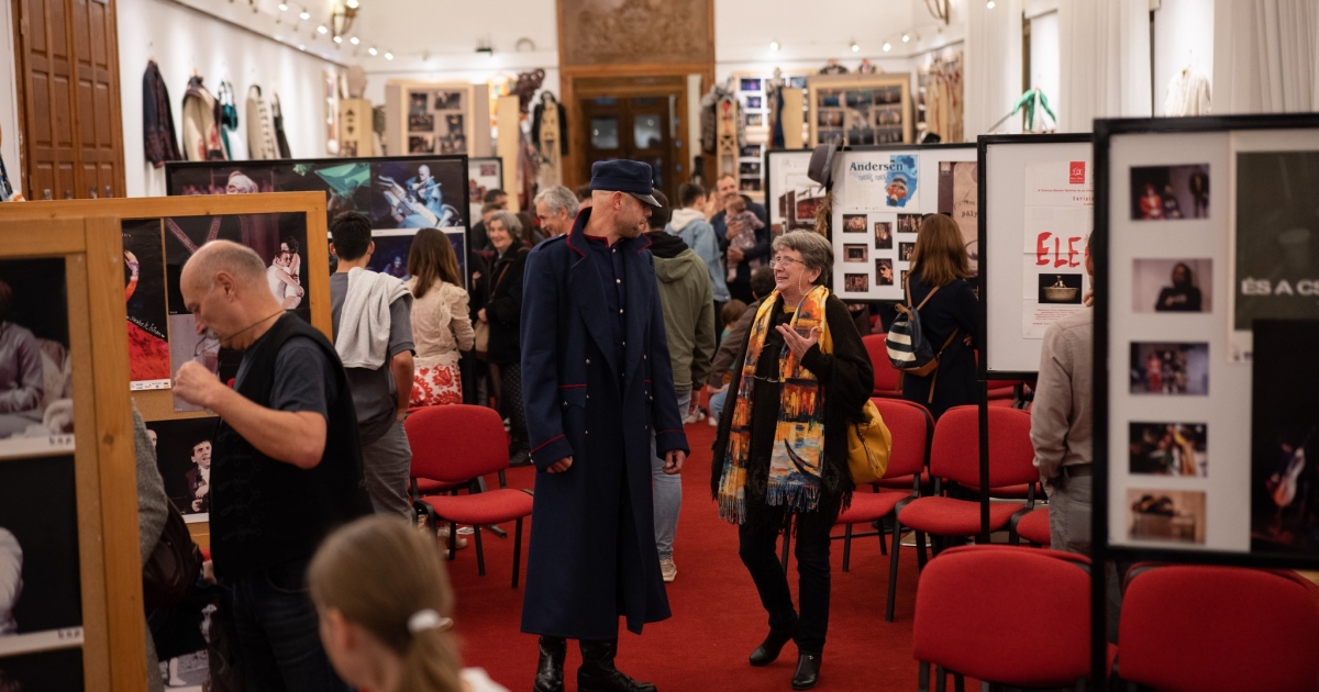 Ünnepel a Tomcsa Sándor Színház és az Udvarhely Néptáncműhely