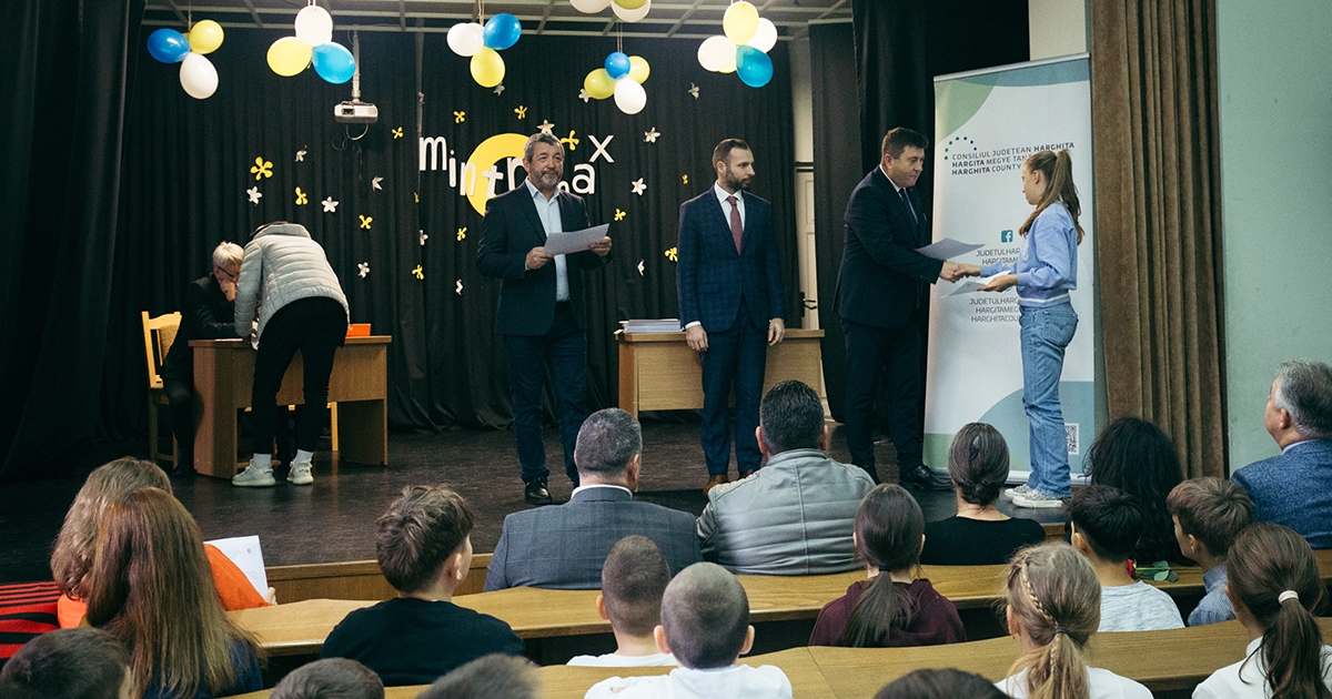 Százhetvenhat udvarhelyszéki diákot jutalmaztak