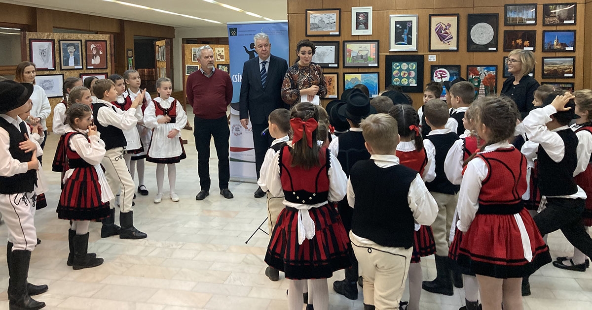 Ünnepi hangulatot teremtettek