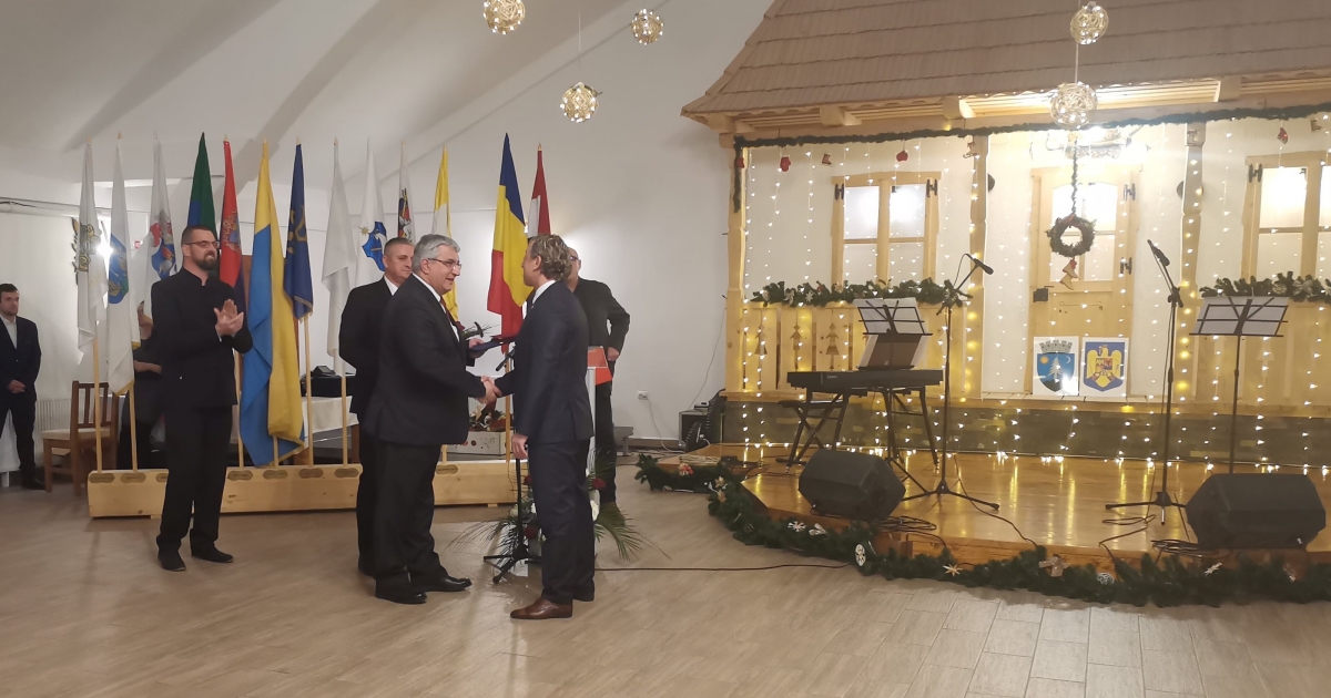 Díszpolgári címmel tüntették ki Szilassy Zoltánt, a Gyergyói Hoki Klub vezetőedzőjét