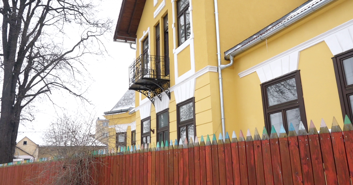 Első külhoni intézményként vehette át a gyergyószentmiklósi napközi a Családbarát Köznevelési Intézmény díjat