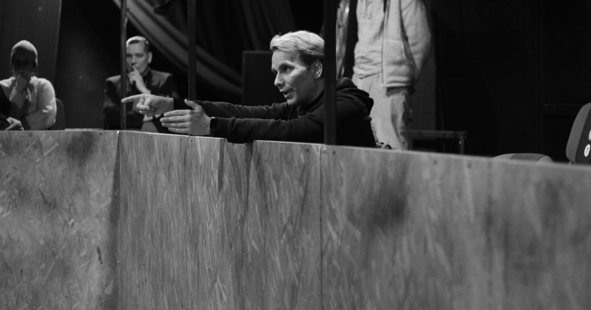 Az eltört korsó darabjai – idei első bemutatójára készül a Figura Stúdió Színház