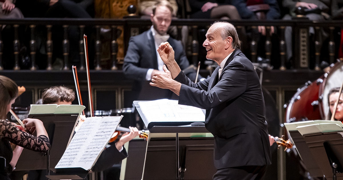 A karmester és a zenekar