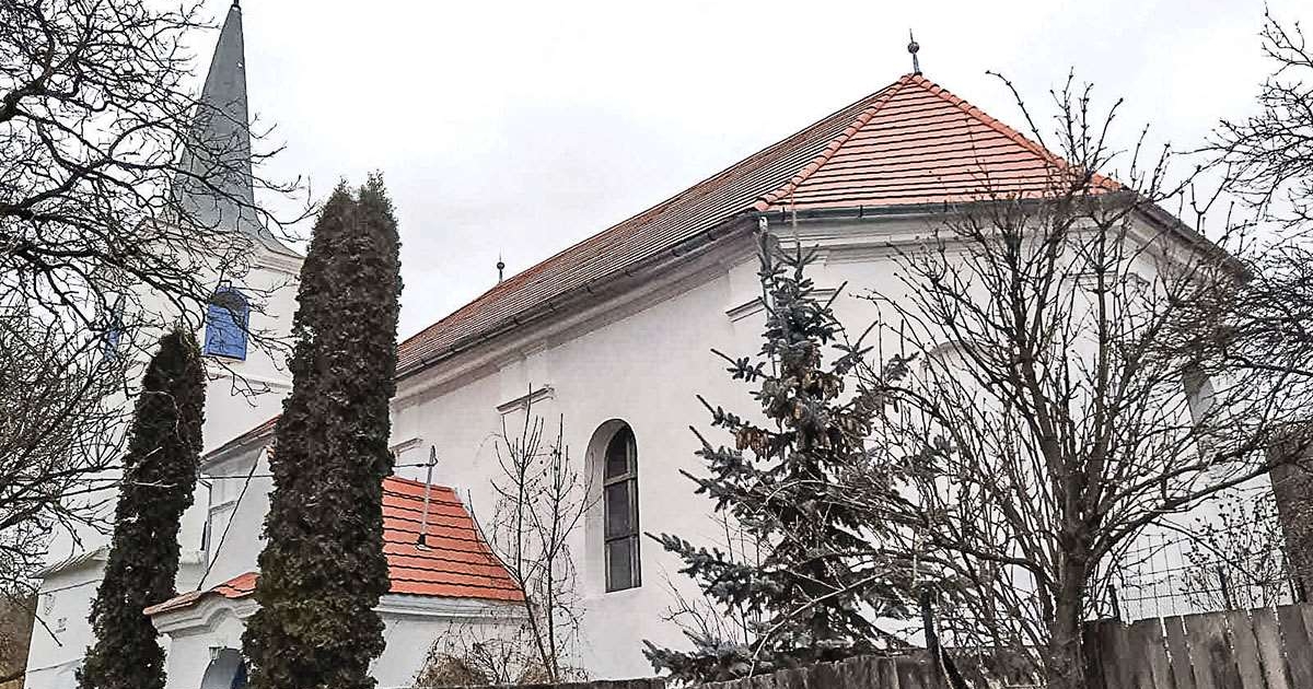 Takaros templom a kis faluban