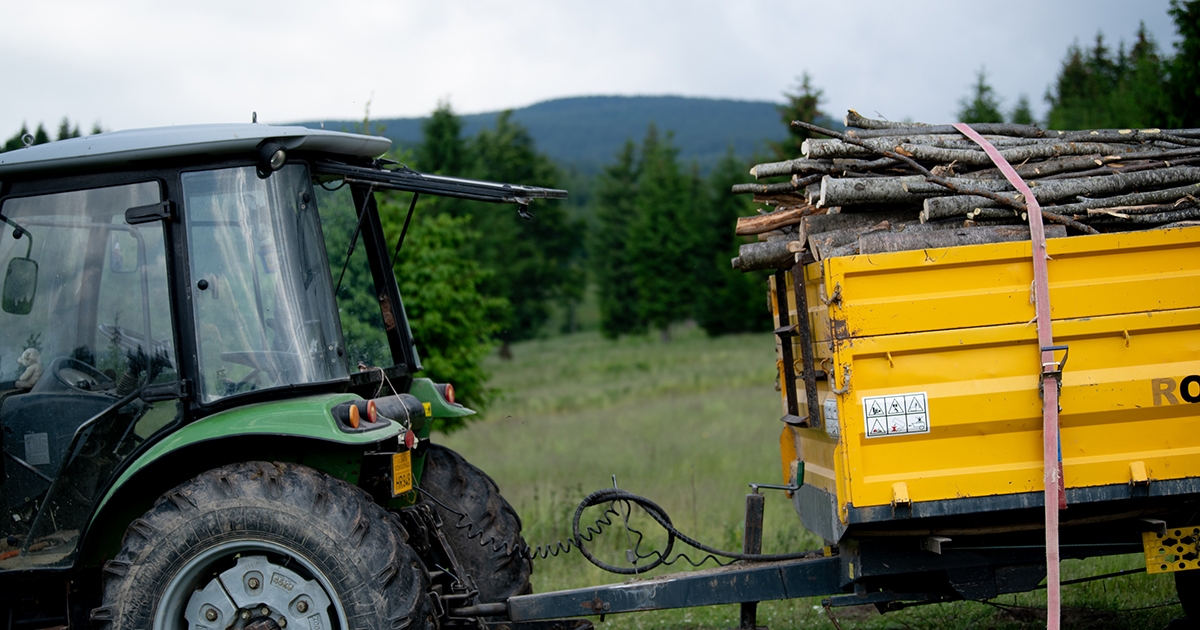 Forgalomba be nem íratott traktor és ittas sofőrök is keresztezték a rendőrök útját szerdán