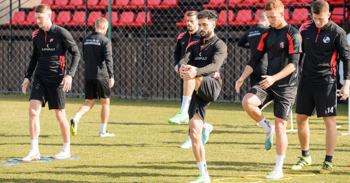 Tét a felsőházi rájátszás