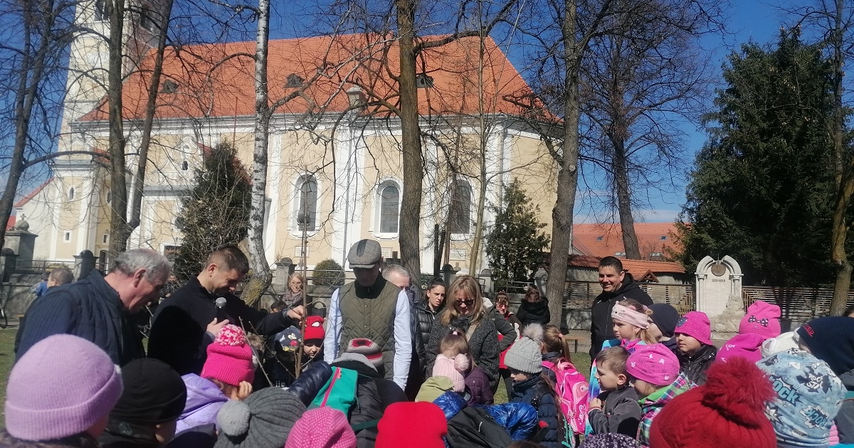 Faültetéssel ünnepelték az erdők és a víz világnapját Gyergyóalfaluban