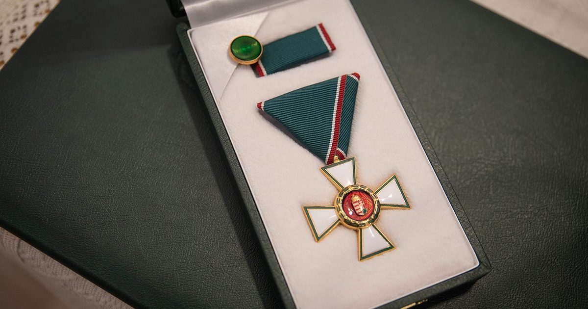 Példamutató életutak elismerése