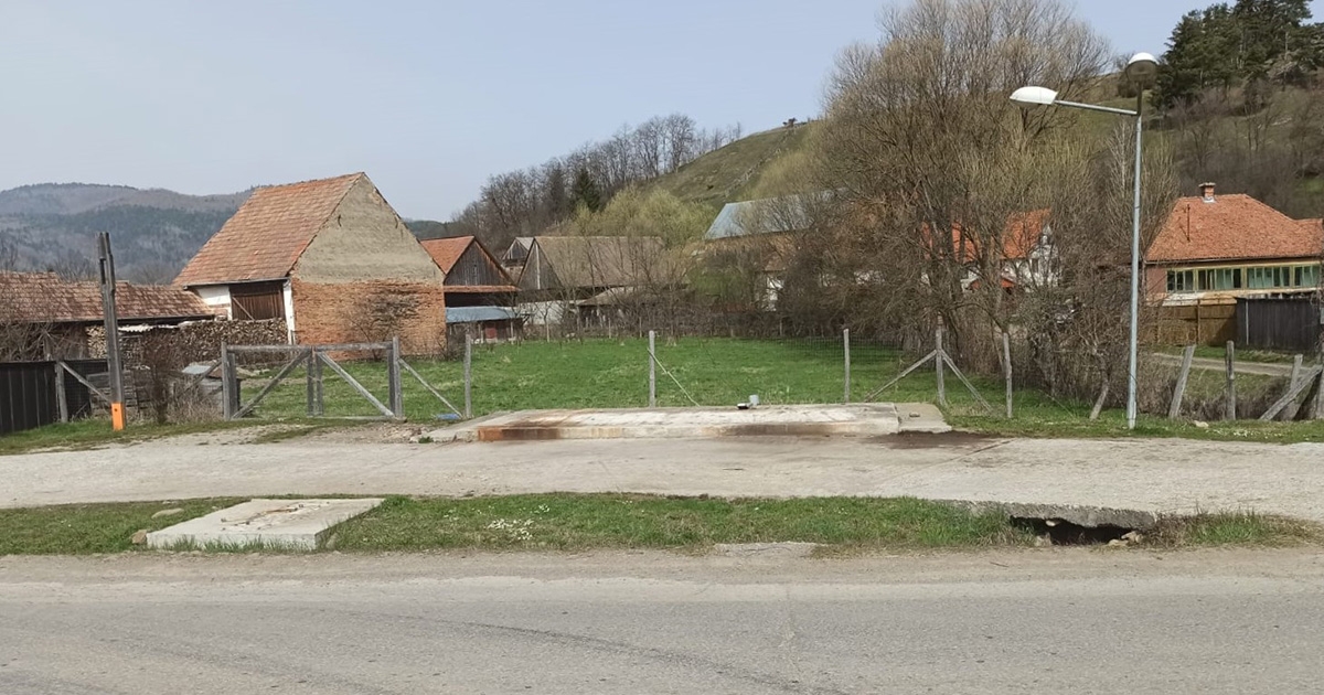 Hűlt helye maradt a benzinkútnak