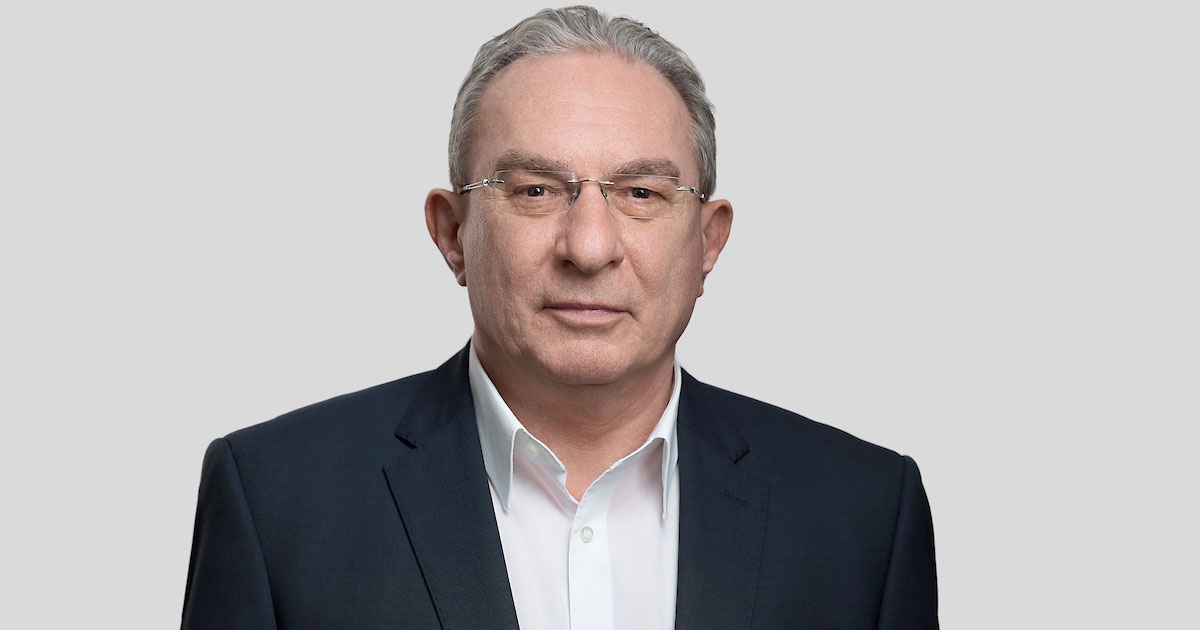 Winkler Gyula: új szemlélet, új lendület, új vezetés Brüsszelben!