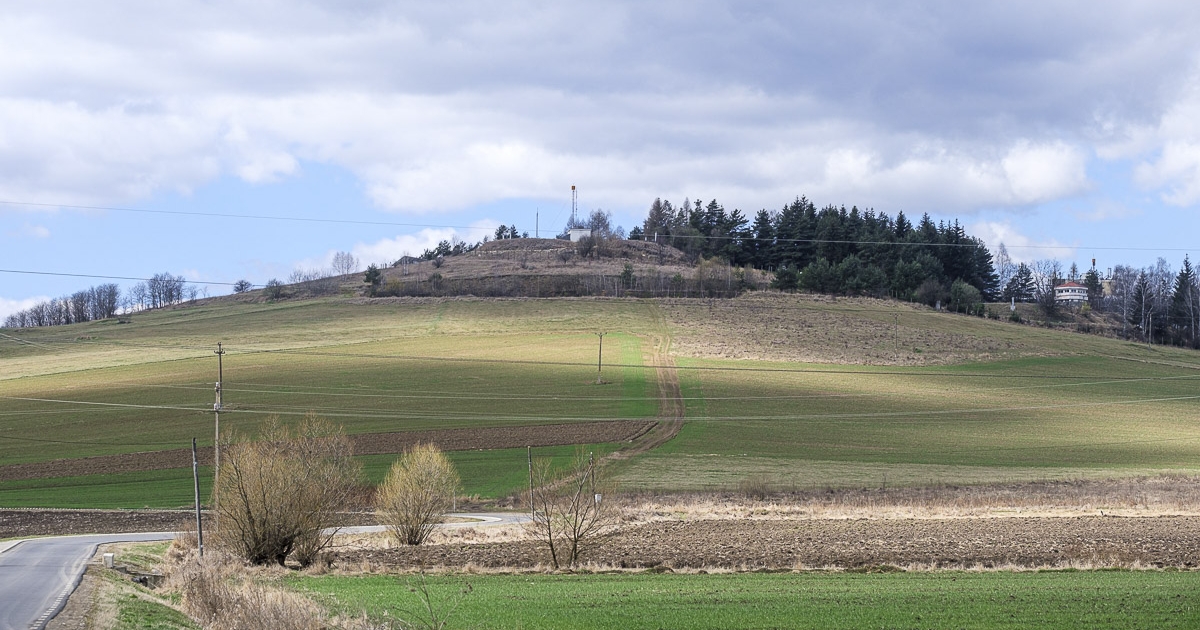 Késve kezdődött, bonyolultabb