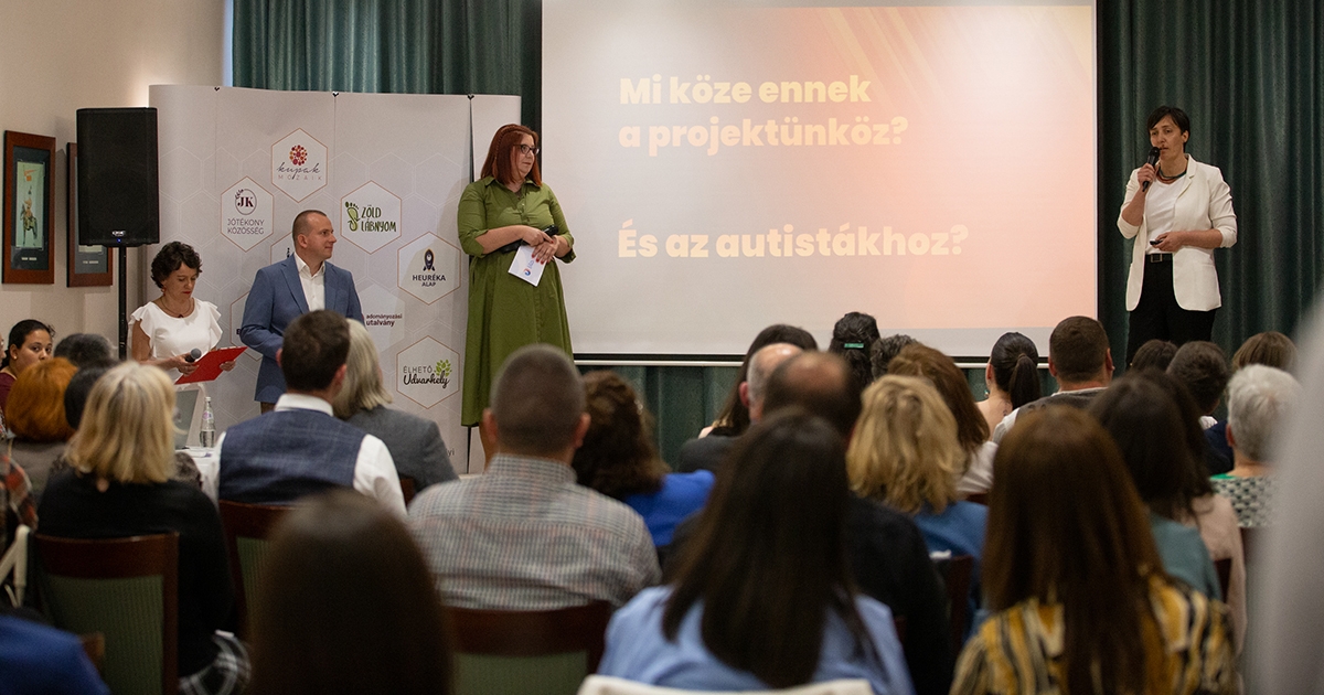 Odaadó Est: 85 ezer lejt gyűjtöttek három helyi kezdeményezésnek