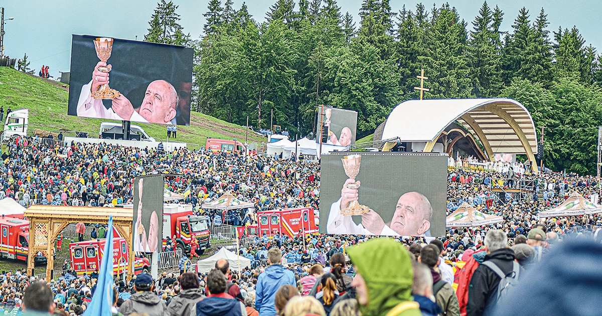 Öt éve járt Csíksomlyón Ferenc pápa