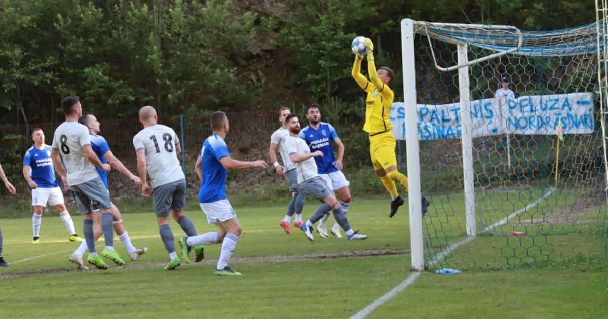 Értékes döntetlen Resináron