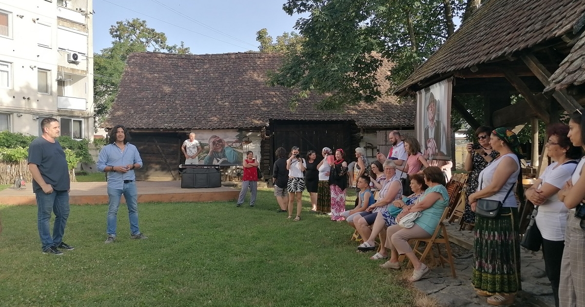 Székelykeresztúr környéki romákról készült film és fotókiállítás