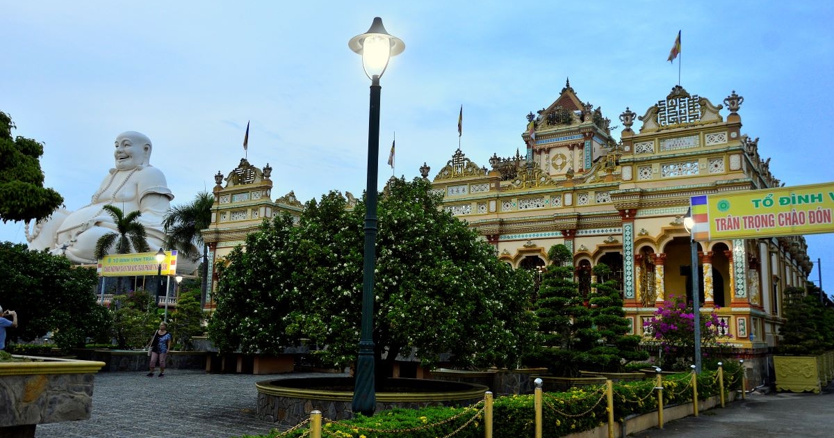 Nyomasztó, borús hangulat