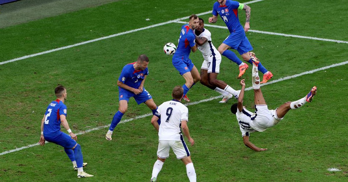 Angol kínlódás, spanyol parádé