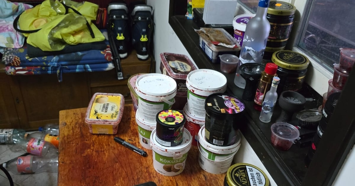 Házkutatások Székelyudvarhelyen: húsz kilogramm vízipipadohányt foglaltak le a rendőrök