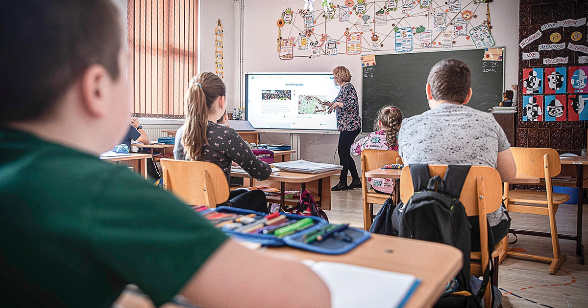 Tánczos szerint a pedagógusi bérek emelése tavaly jelentős volt, a cél, hogy azokat idén is biztosítani tudják